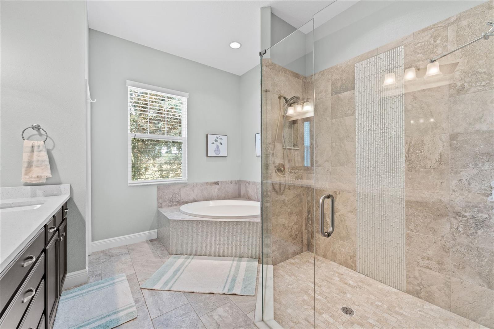 Image 24 of 48 For 6628 Emma Jane Lane