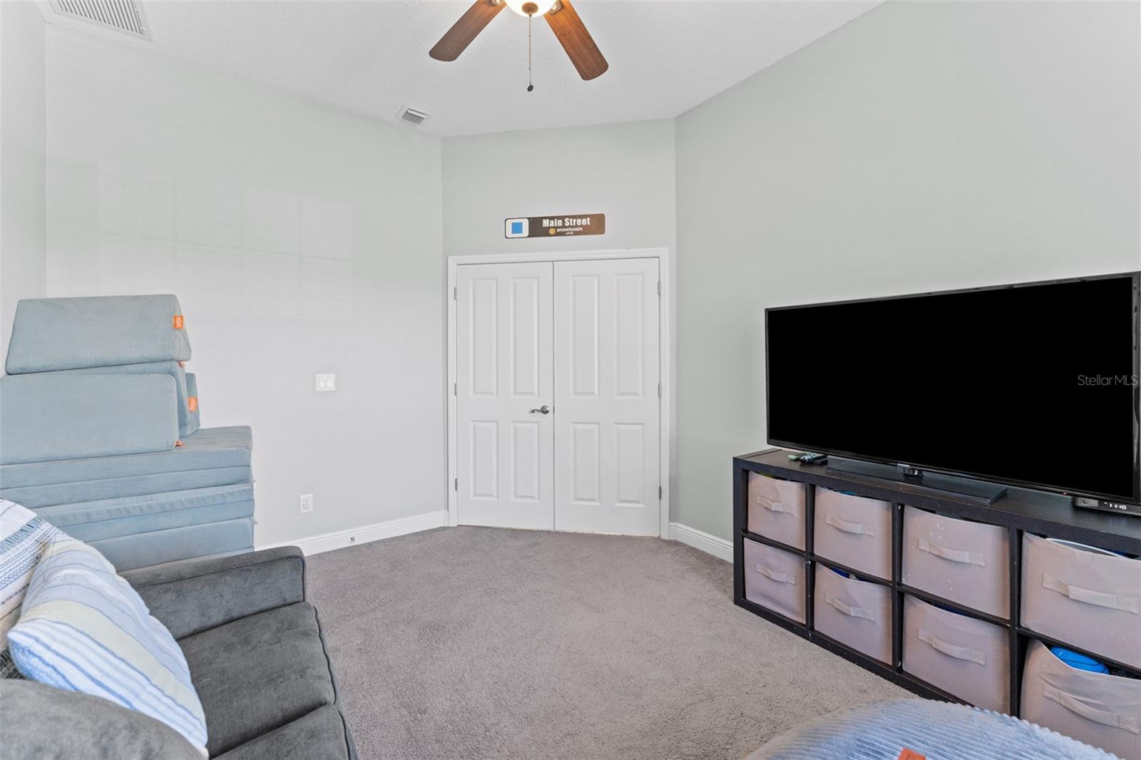 Image 32 of 48 For 6628 Emma Jane Lane