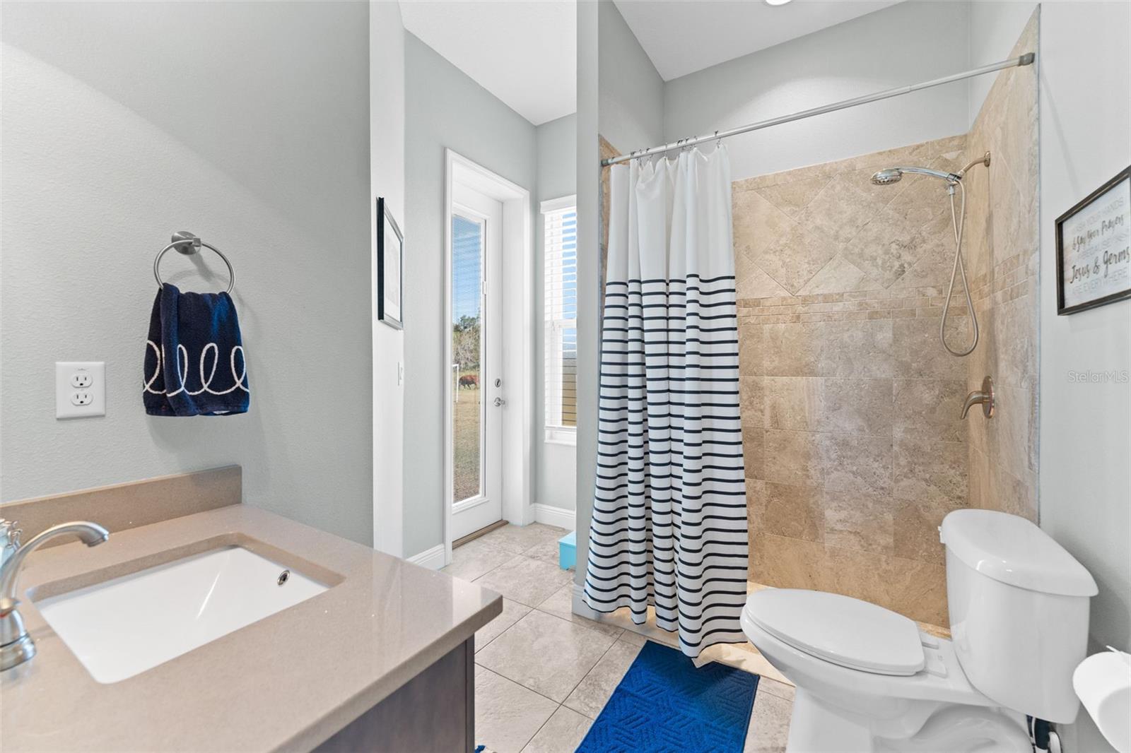 Image 33 of 48 For 6628 Emma Jane Lane