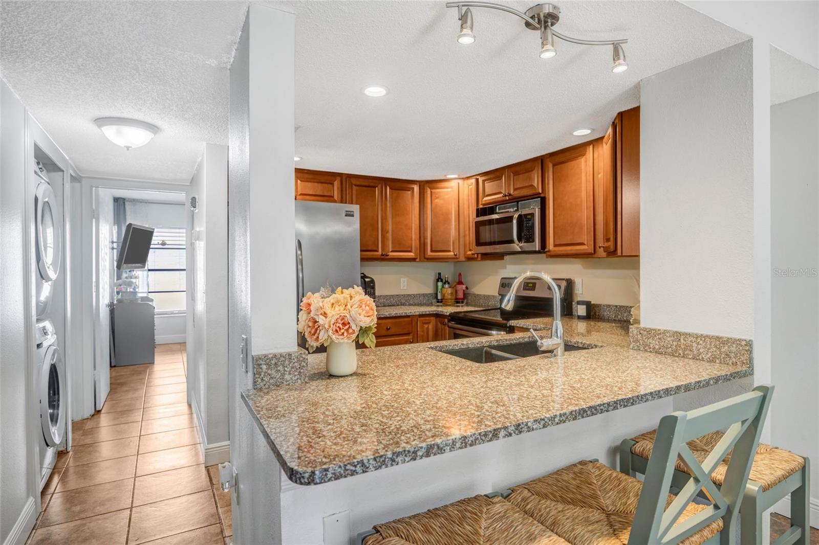 Image 13 of 48 For 5155 Puritan Circle 1021