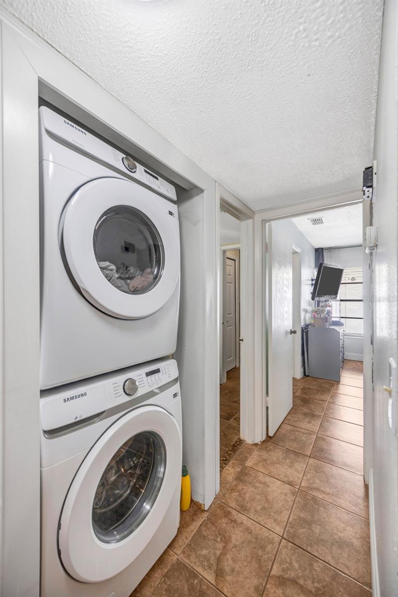 Image 19 of 48 For 5155 Puritan Circle 1021