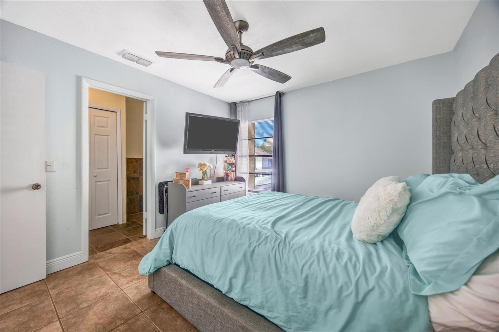 Image 25 of 48 For 5155 Puritan Circle 1021