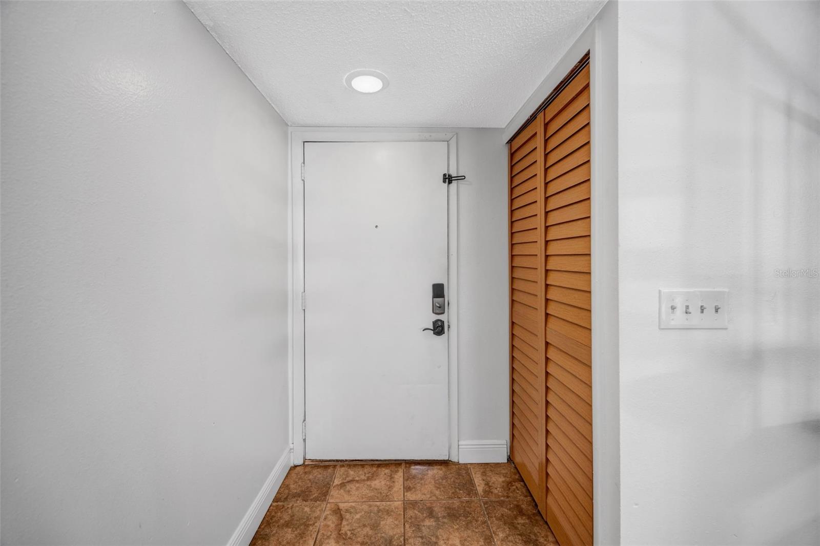 Image 29 of 48 For 5155 Puritan Circle 1021