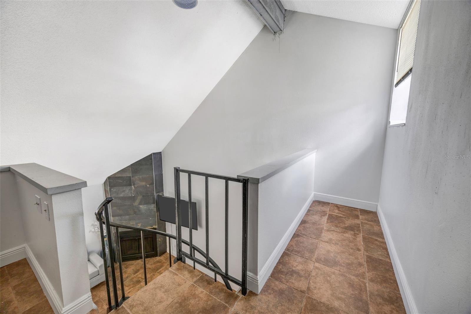 Image 31 of 48 For 5155 Puritan Circle 1021