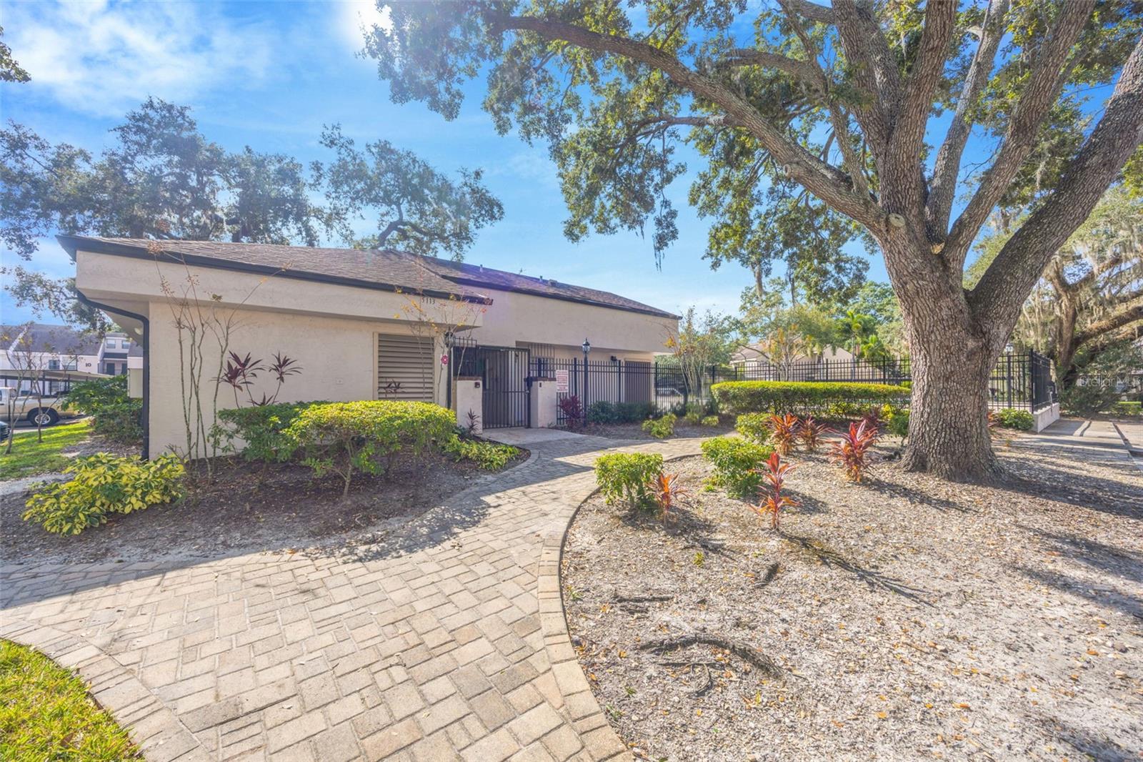 Image 45 of 48 For 5155 Puritan Circle 1021