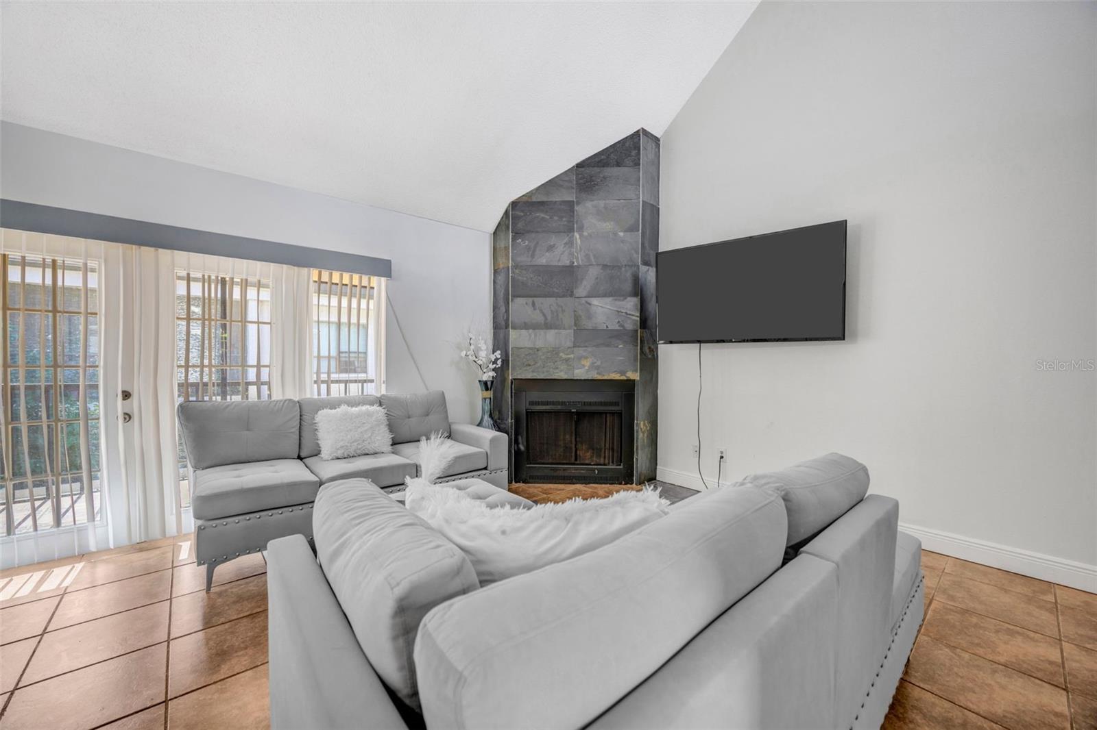 Image 8 of 48 For 5155 Puritan Circle 1021