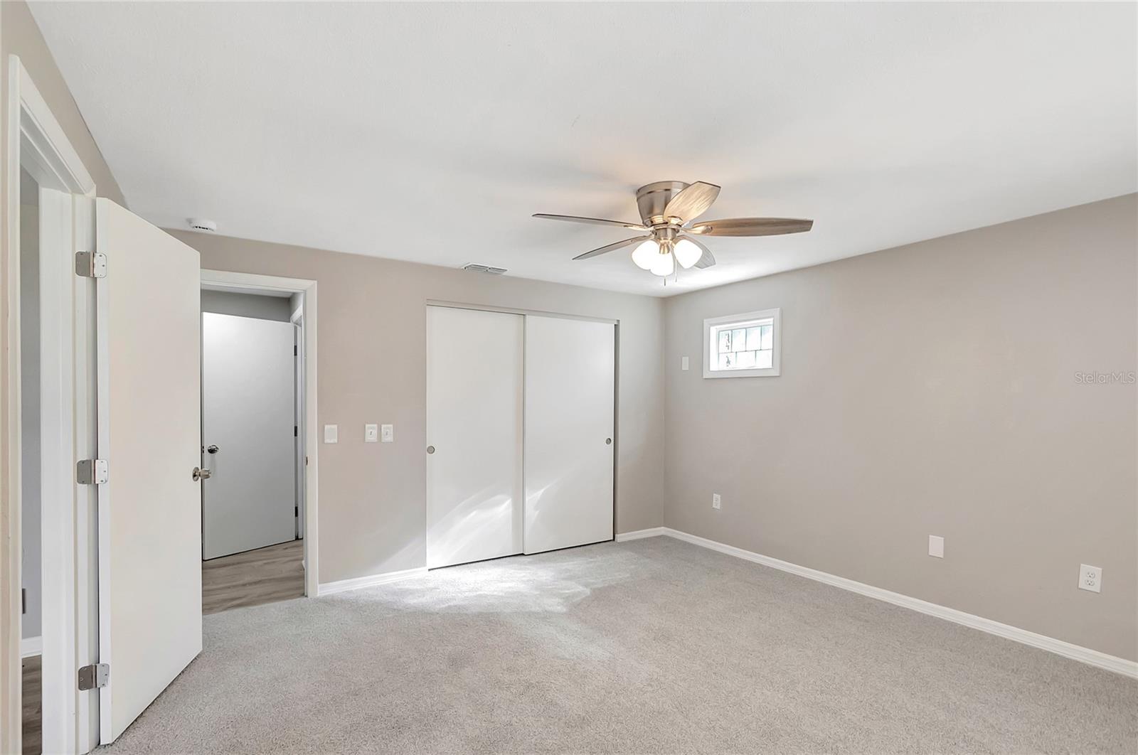 Image 19 of 37 For 5900 Beech Street