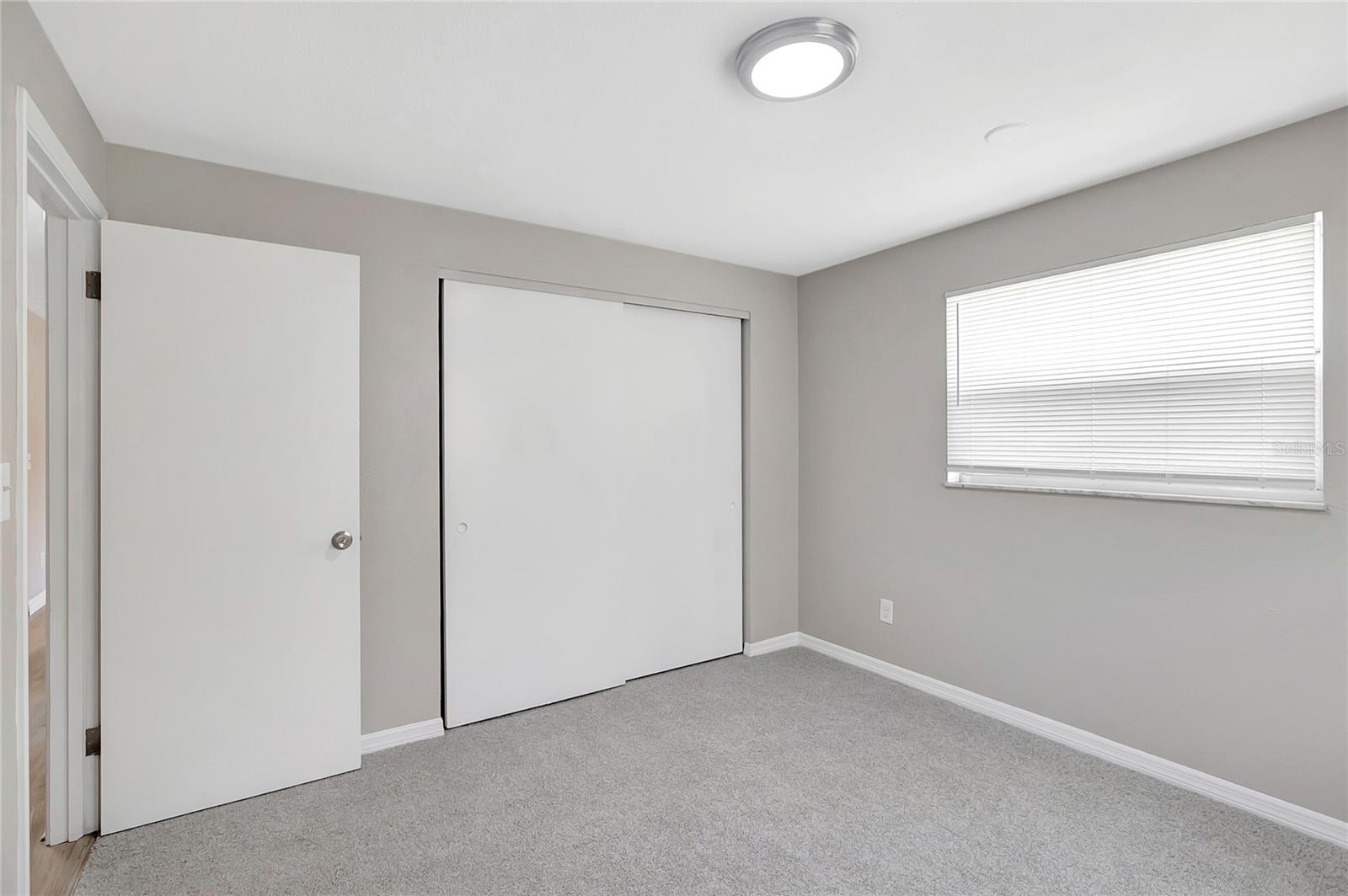 Image 31 of 37 For 5900 Beech Street