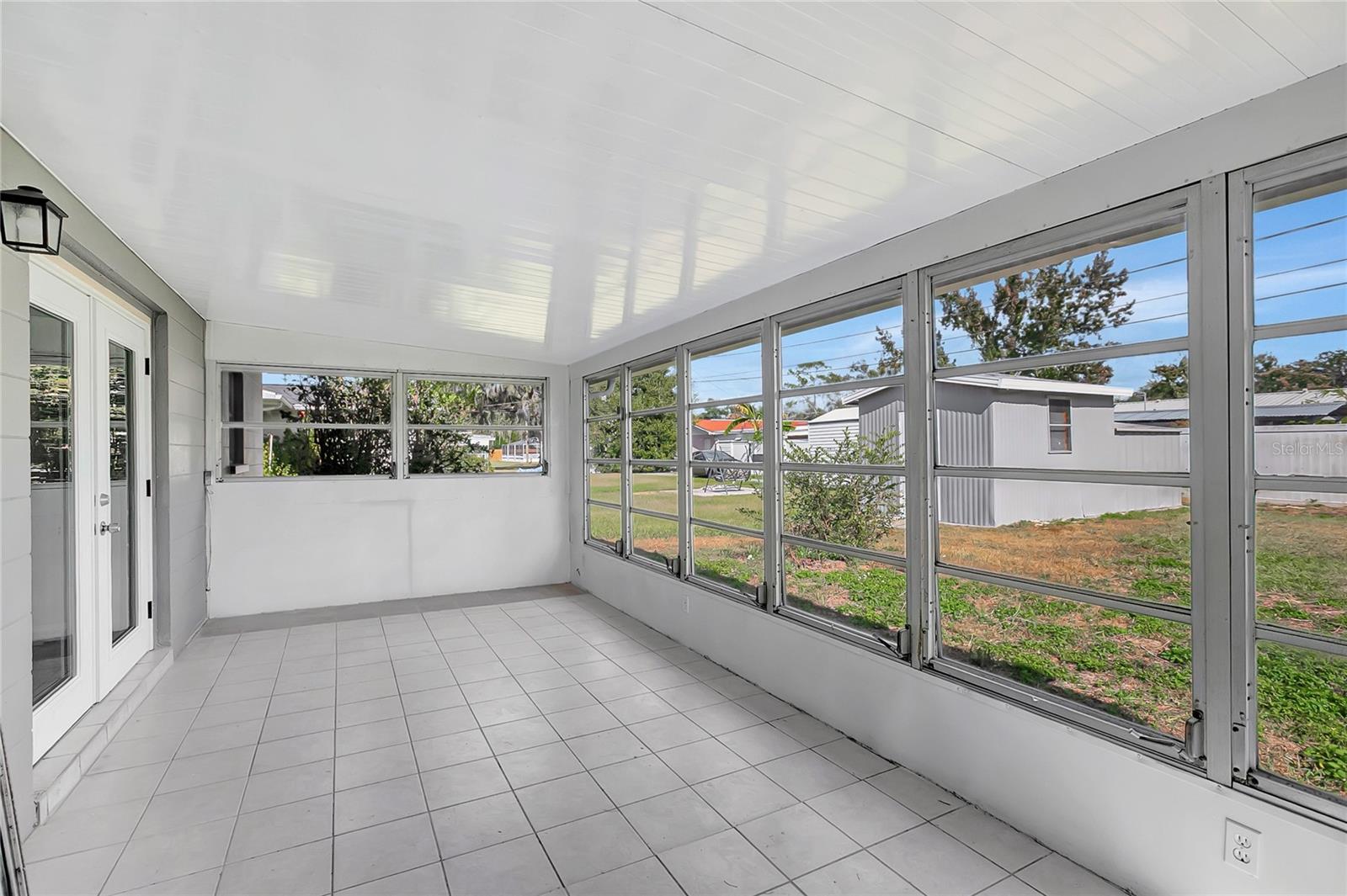 Image 33 of 37 For 5900 Beech Street