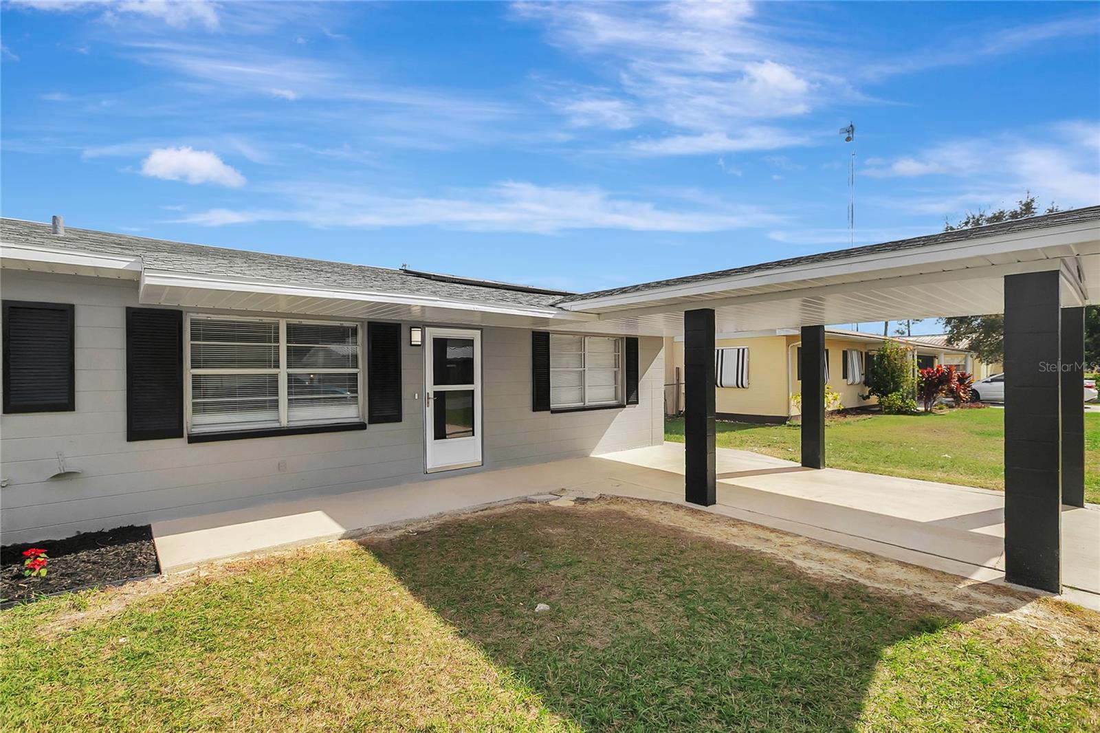 Image 4 of 37 For 5900 Beech Street