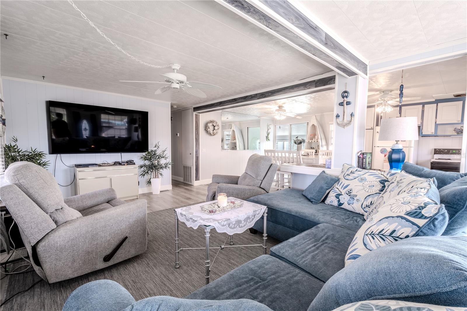 Image 12 of 44 For 10343 Magnolia Lane 180