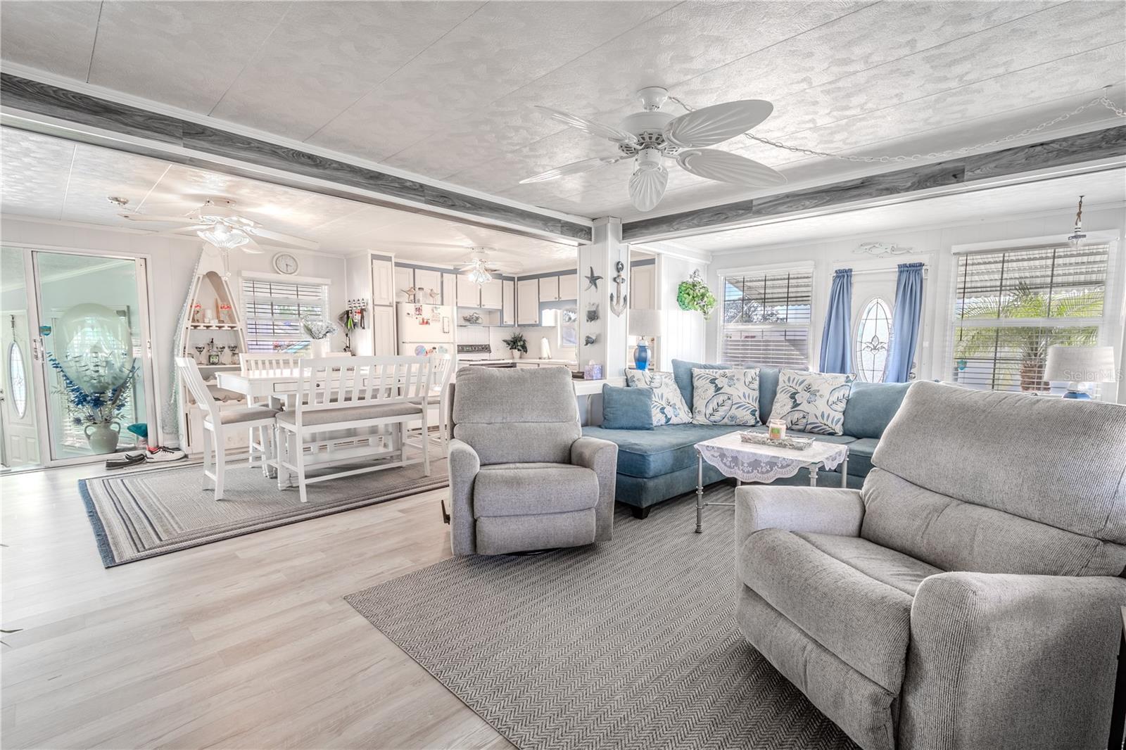 Image 9 of 44 For 10343 Magnolia Lane 180