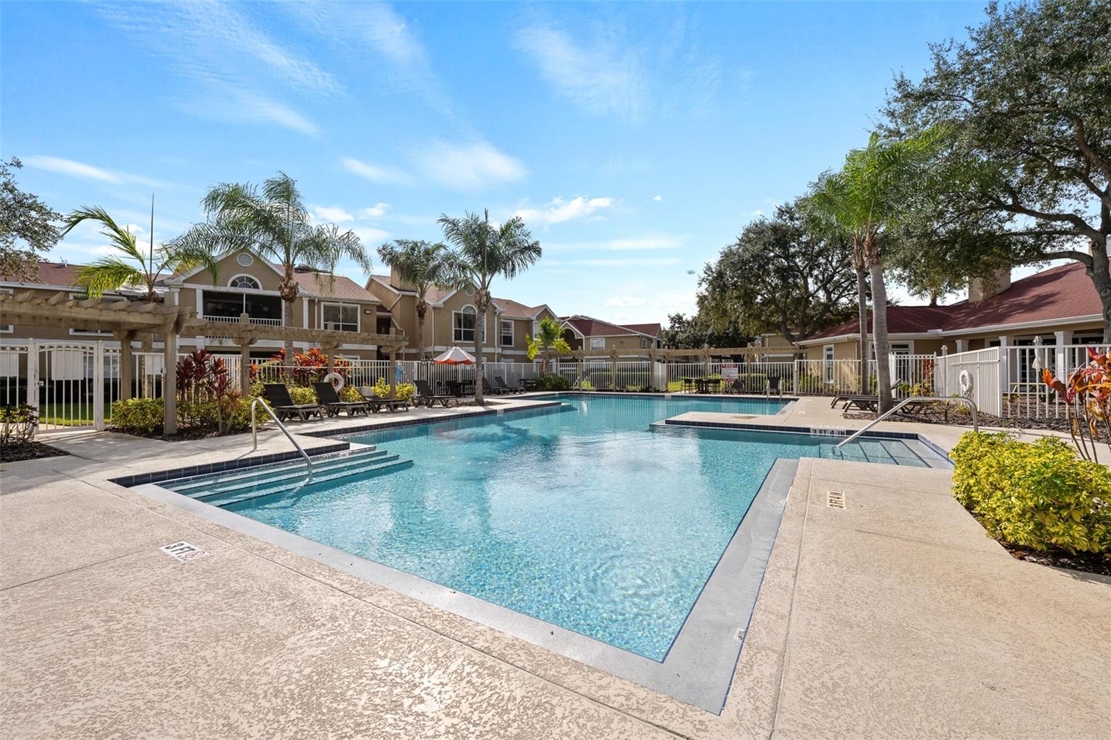 Image 27 of 67 For 9481 Highland Oak Drive 1709