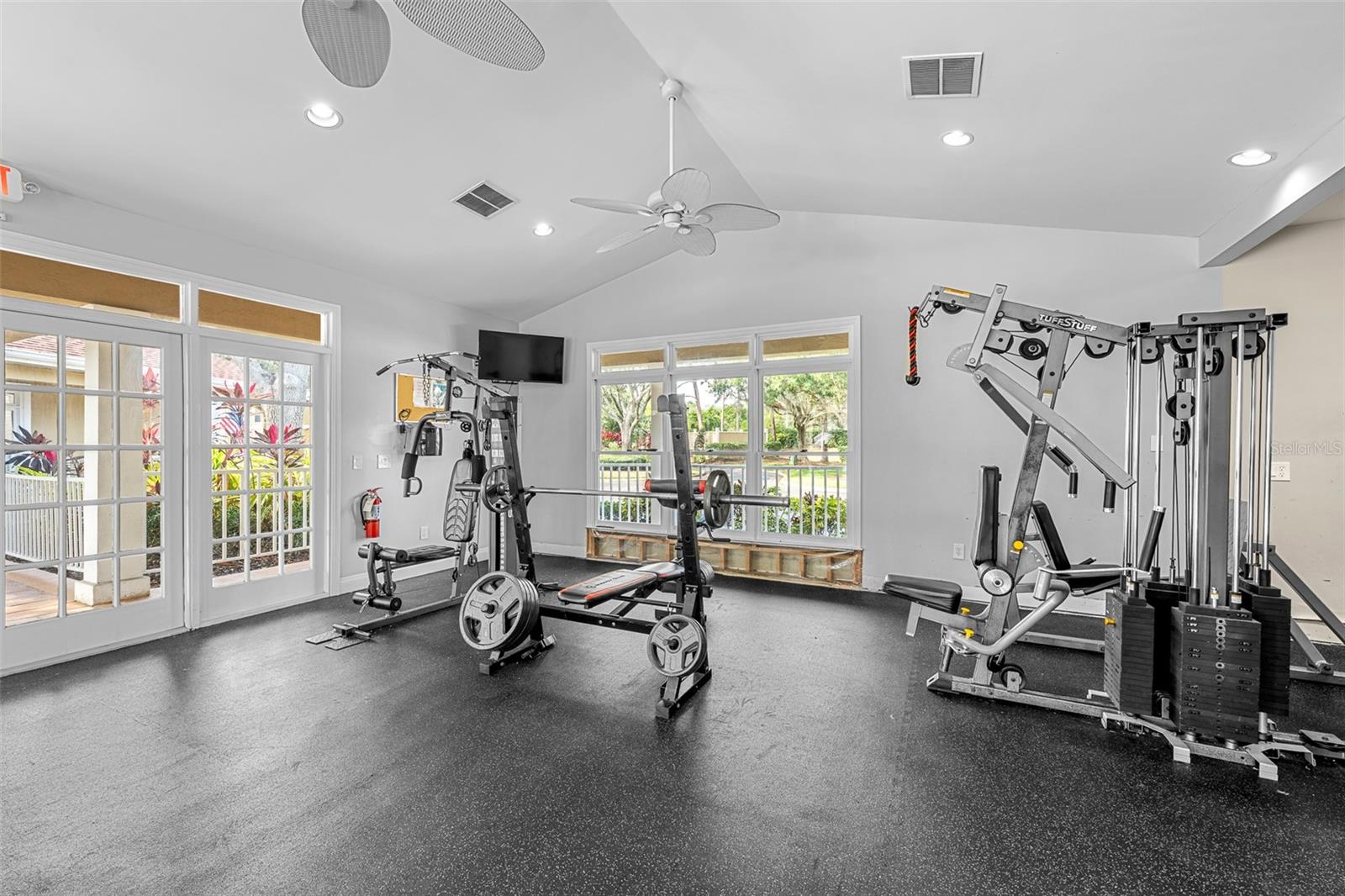 Image 30 of 67 For 9481 Highland Oak Drive 1709