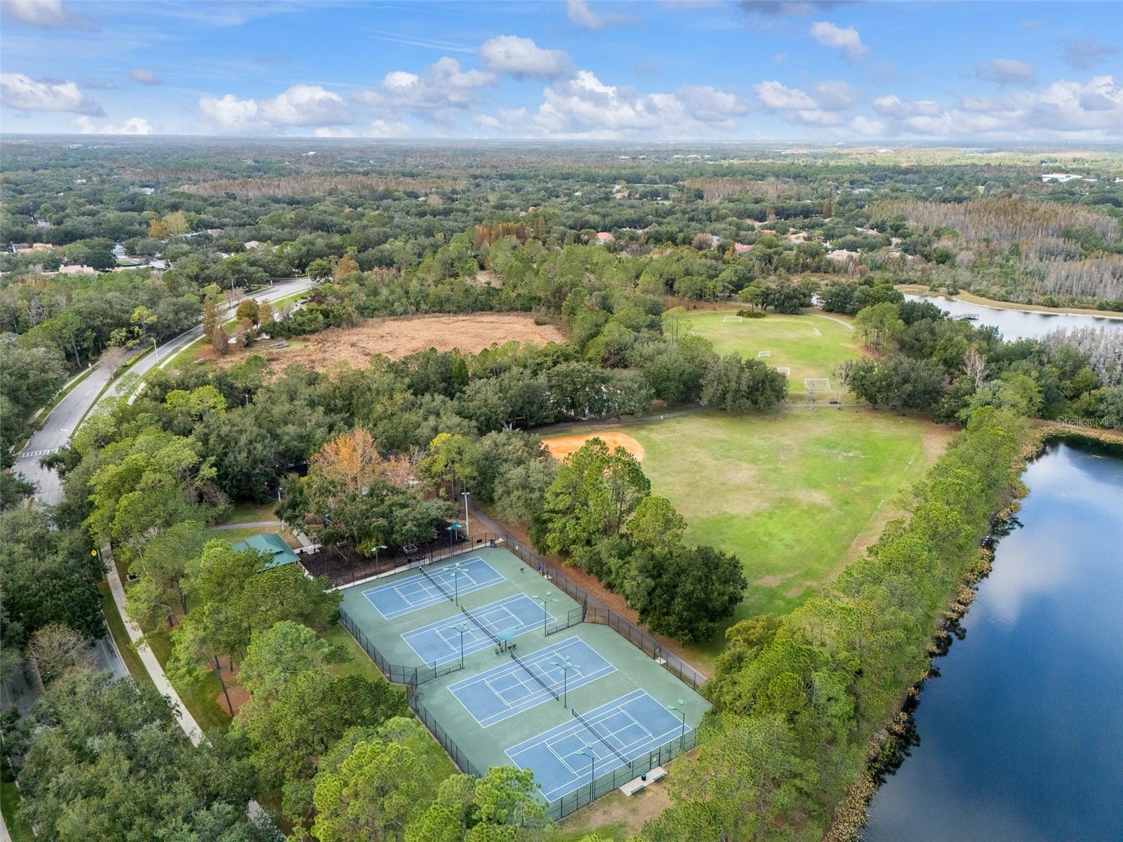 Image 52 of 67 For 9481 Highland Oak Drive 1709