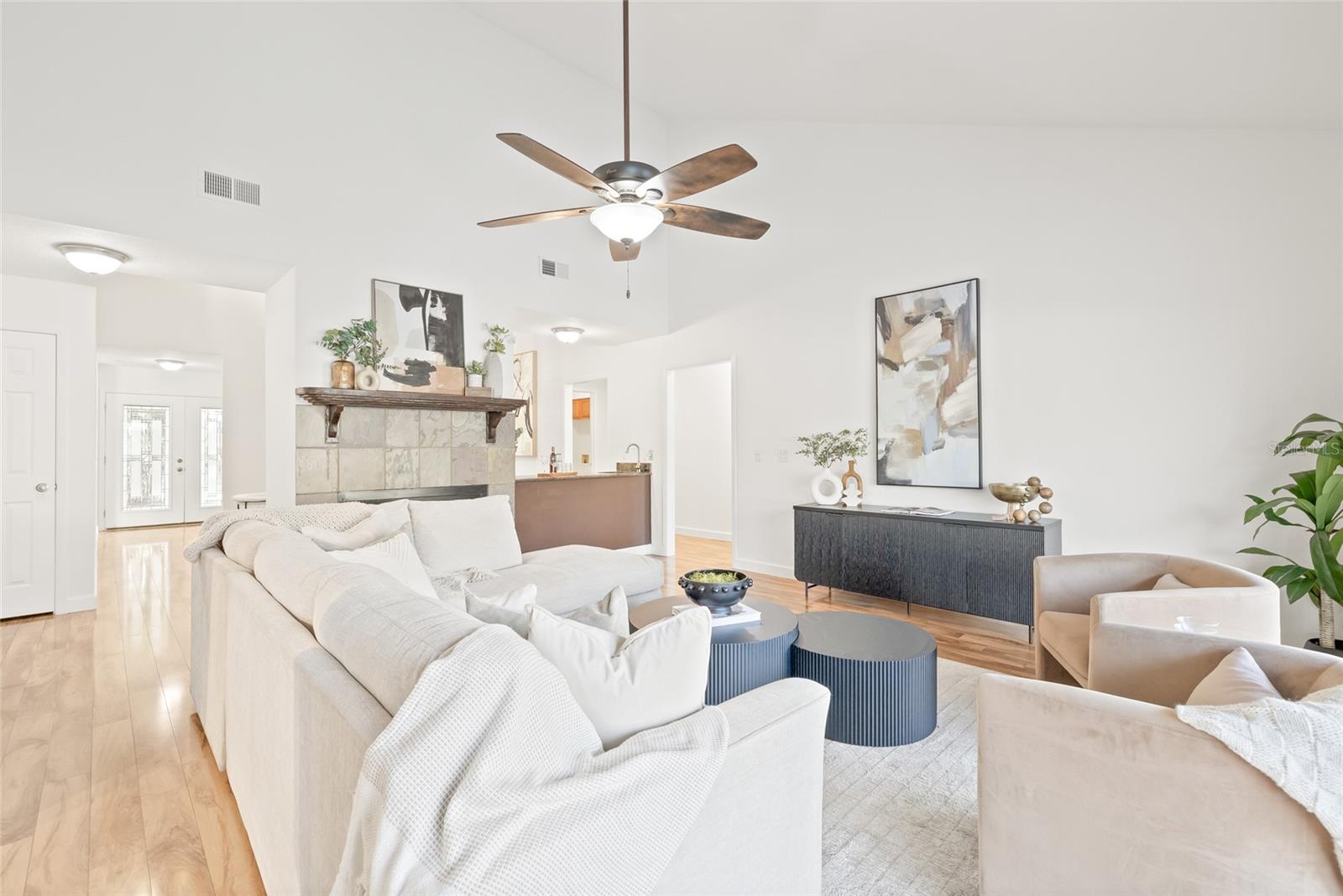 Image 11 of 45 For 10907 Winter Oak Place