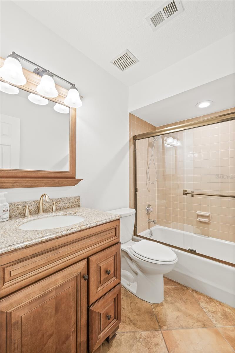 Image 34 of 45 For 10907 Winter Oak Place