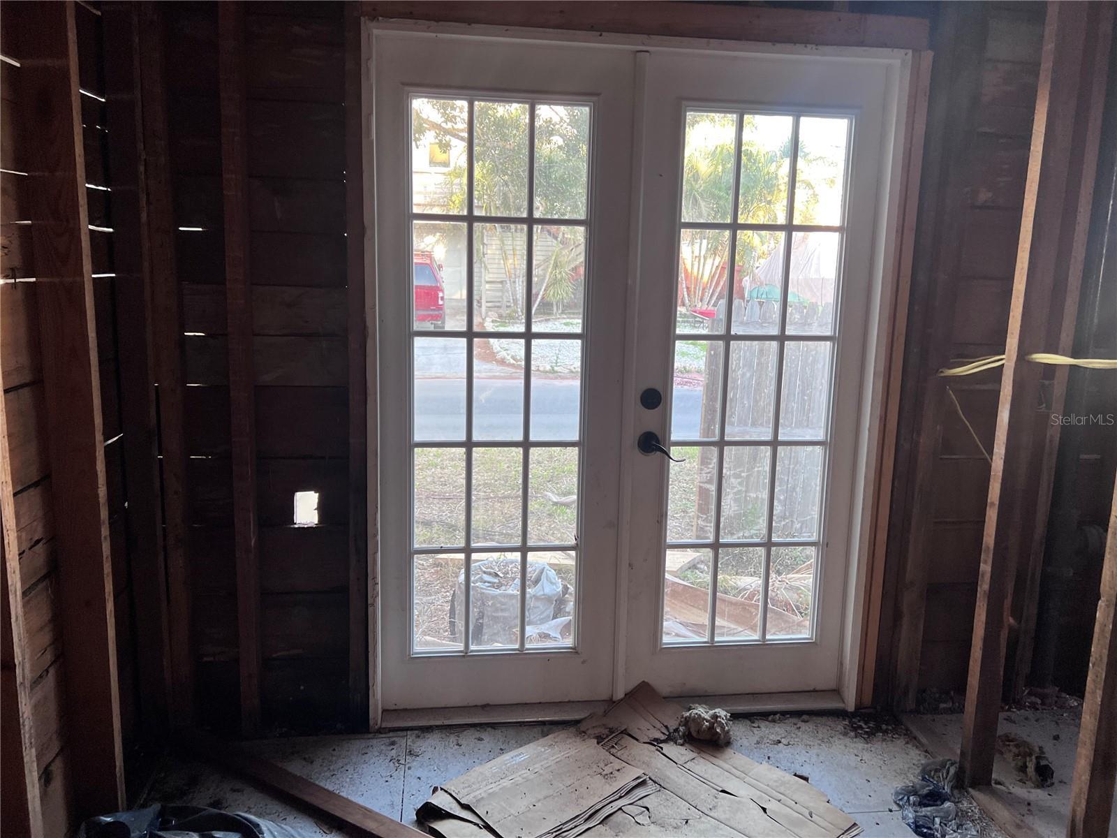 Image 18 of 35 For 1892 Nevada Avenue Ne