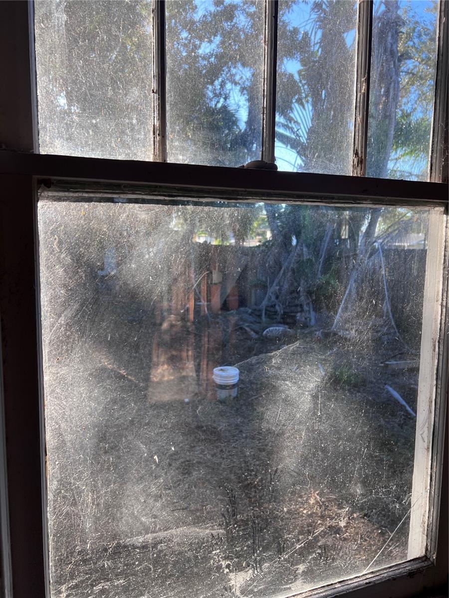 Image 35 of 35 For 1892 Nevada Avenue Ne