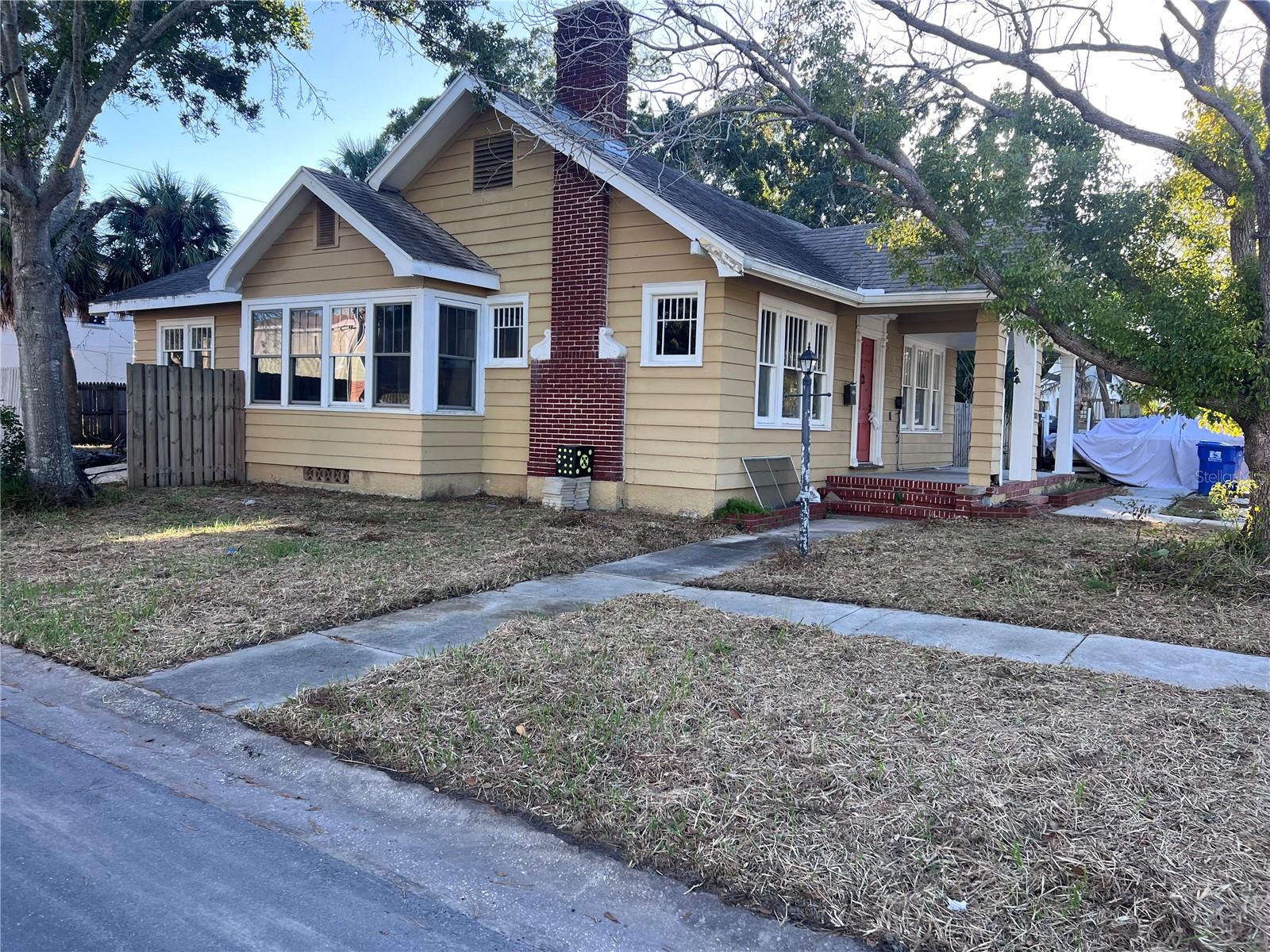 Image 7 of 35 For 1892 Nevada Avenue Ne