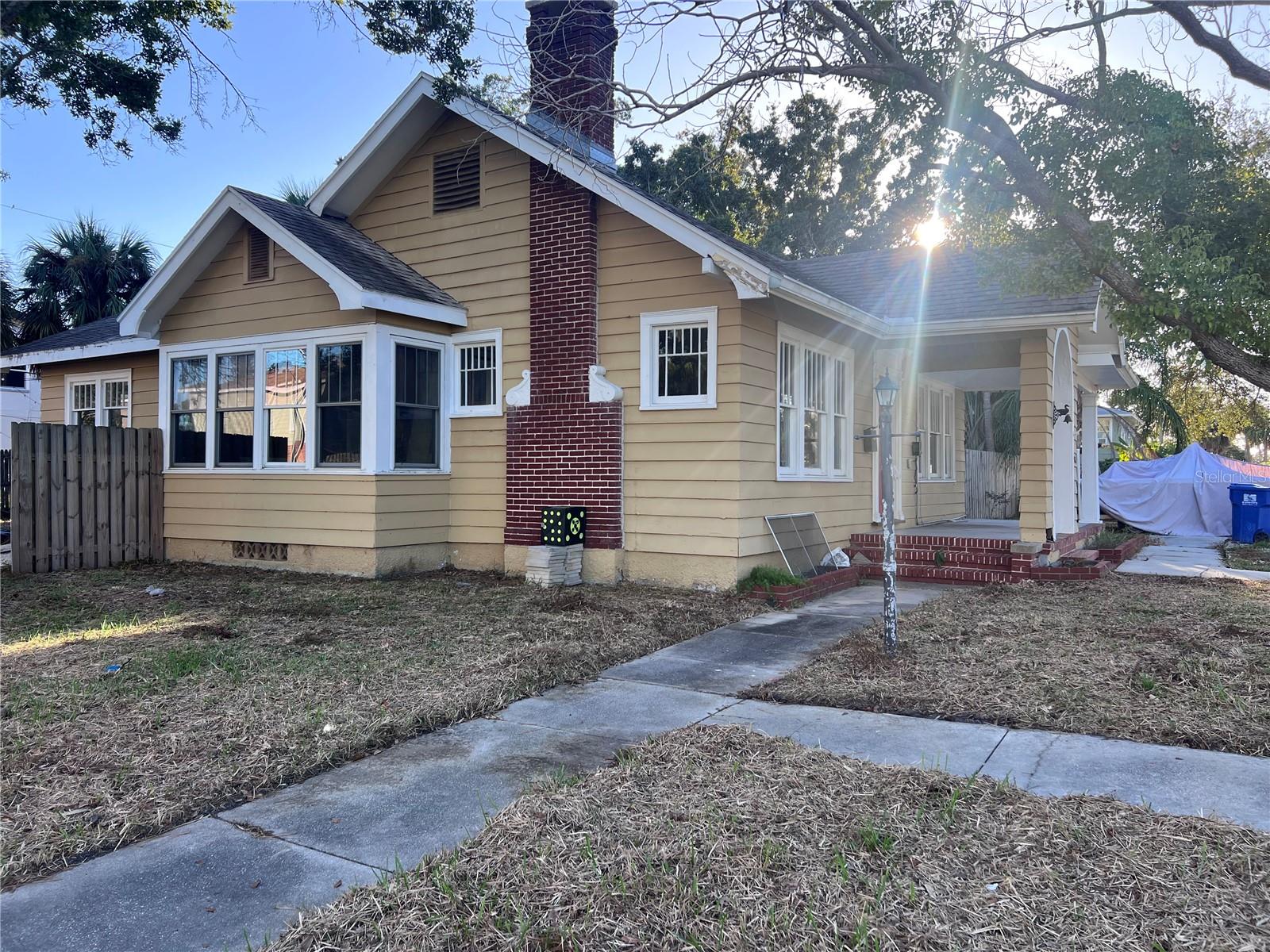 Image 8 of 35 For 1892 Nevada Avenue Ne