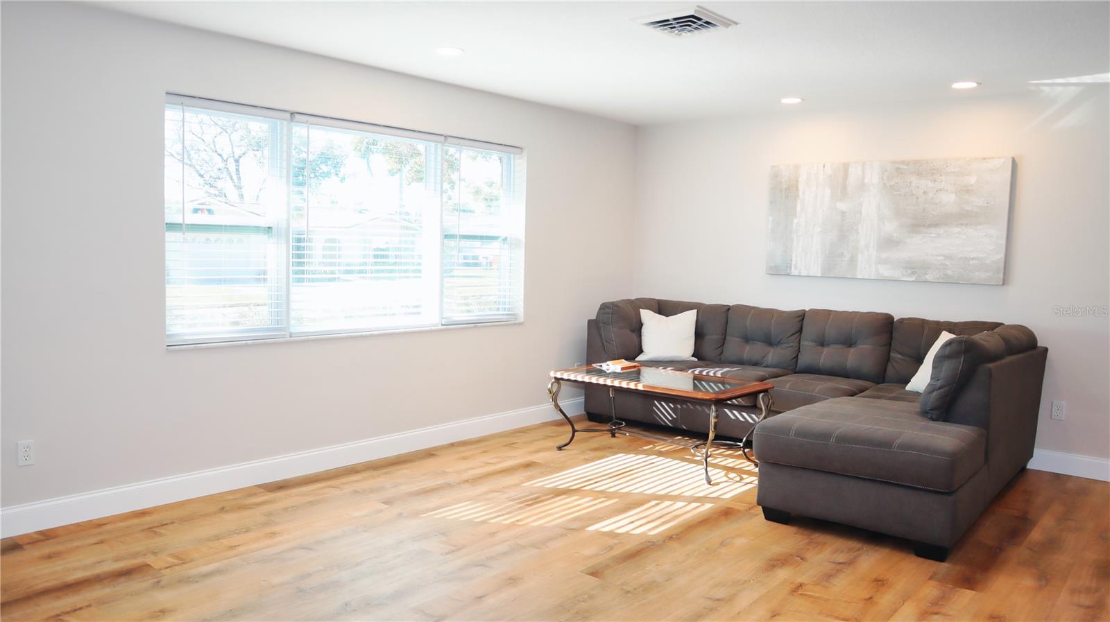 Image 11 of 30 For 12911 91st Avenue