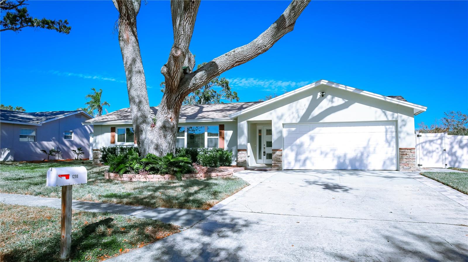 Image 2 of 30 For 12911 91st Avenue