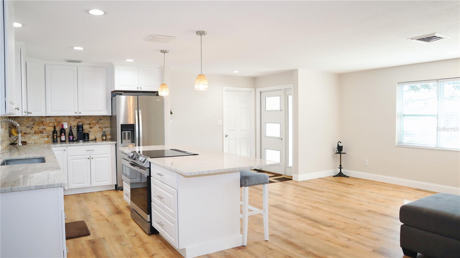 Image 9 of 30 For 12911 91st Avenue