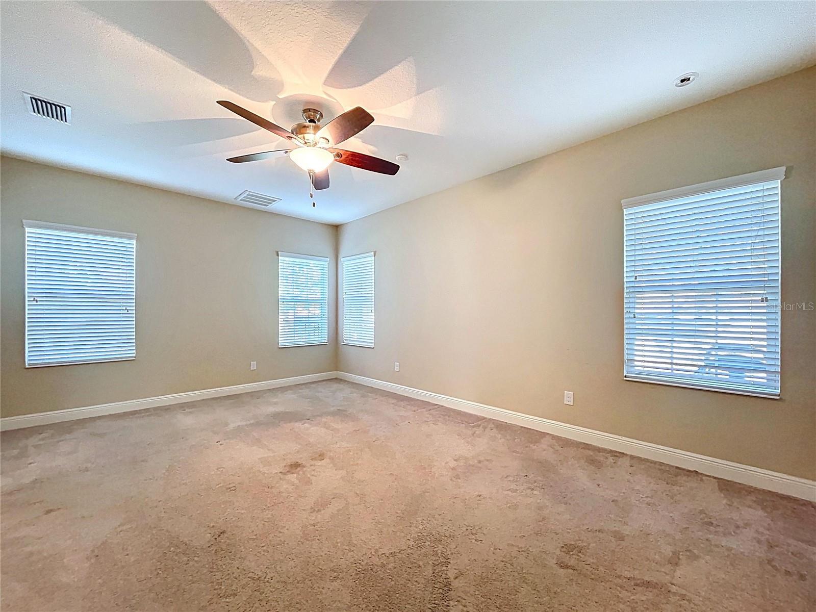 Listing photo id 26 for 6507 Nestall Court