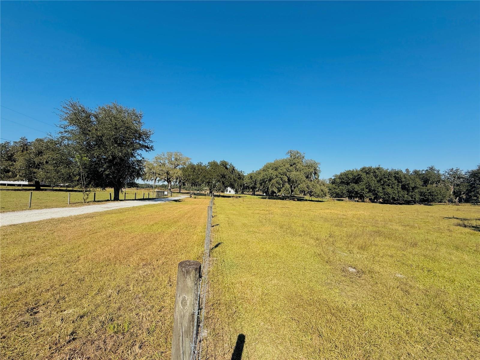 Image 28 of 70 For 7223 55th Street