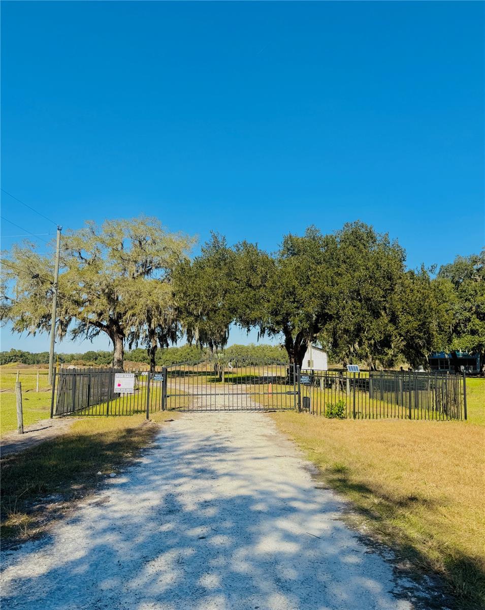 Image 32 of 70 For 7223 55th Street