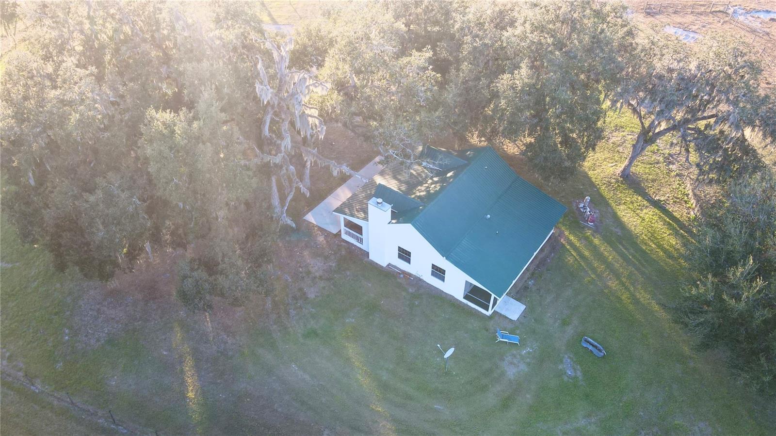 Image 5 of 70 For 7223 55th Street