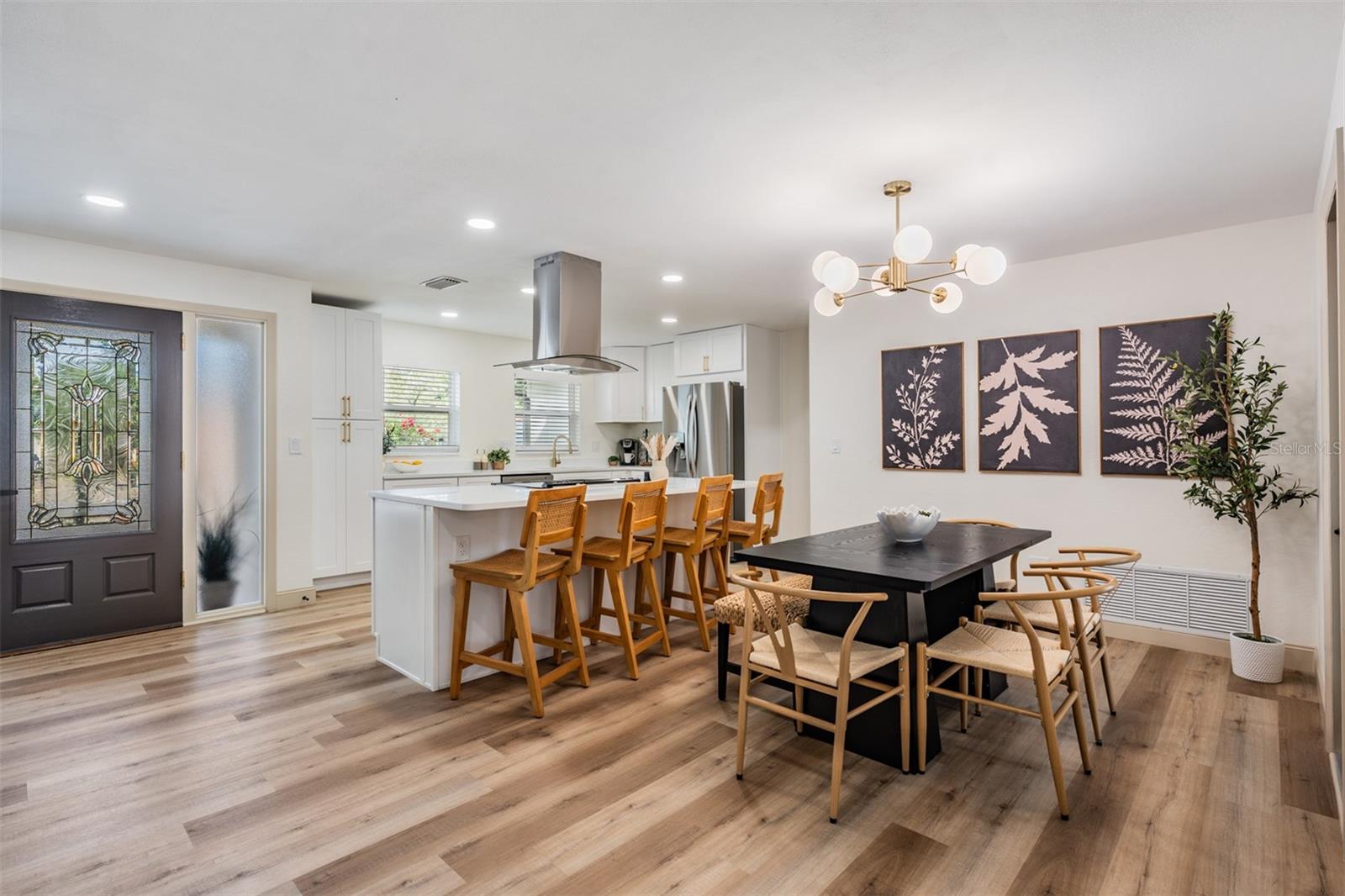 Image 8 of 23 For 1275 Edenville Avenue