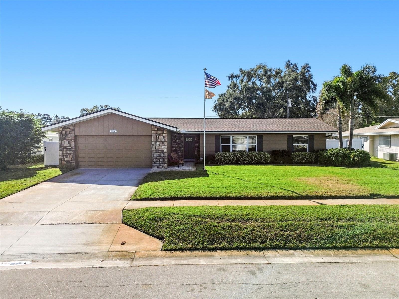 Image 75 of 91 For 13948 Brewster Drive