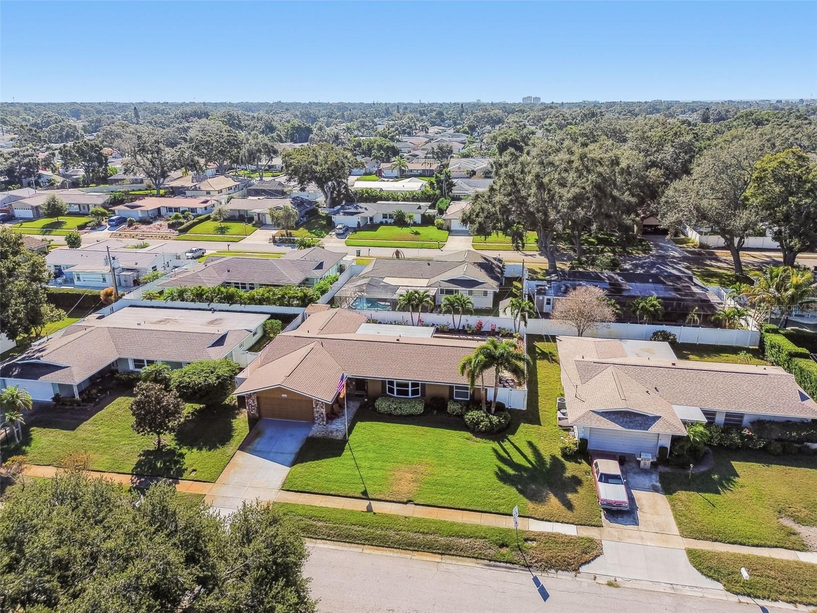 Image 77 of 91 For 13948 Brewster Drive