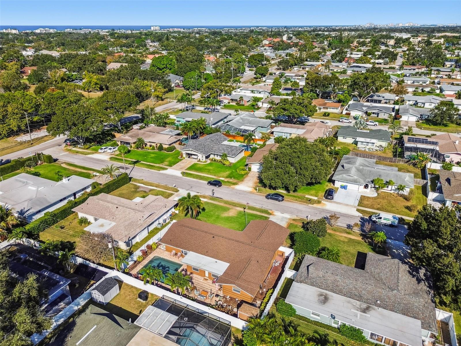 Image 86 of 91 For 13948 Brewster Drive