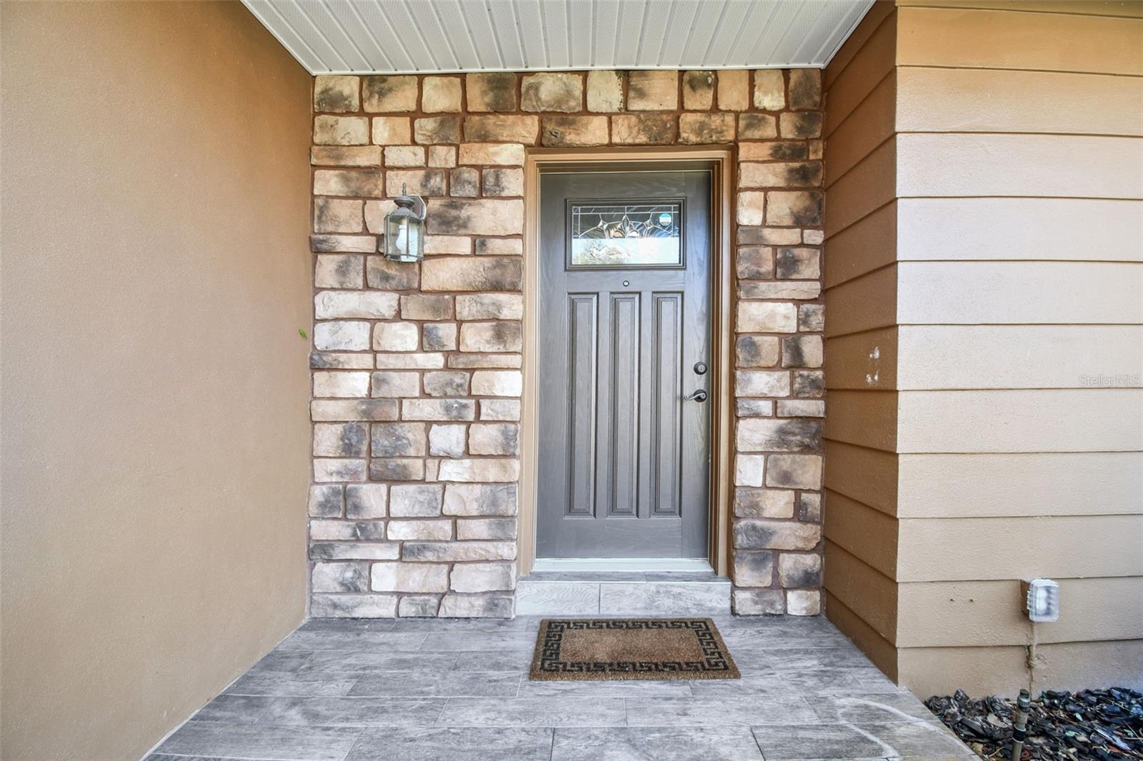 Image 9 of 91 For 13948 Brewster Drive