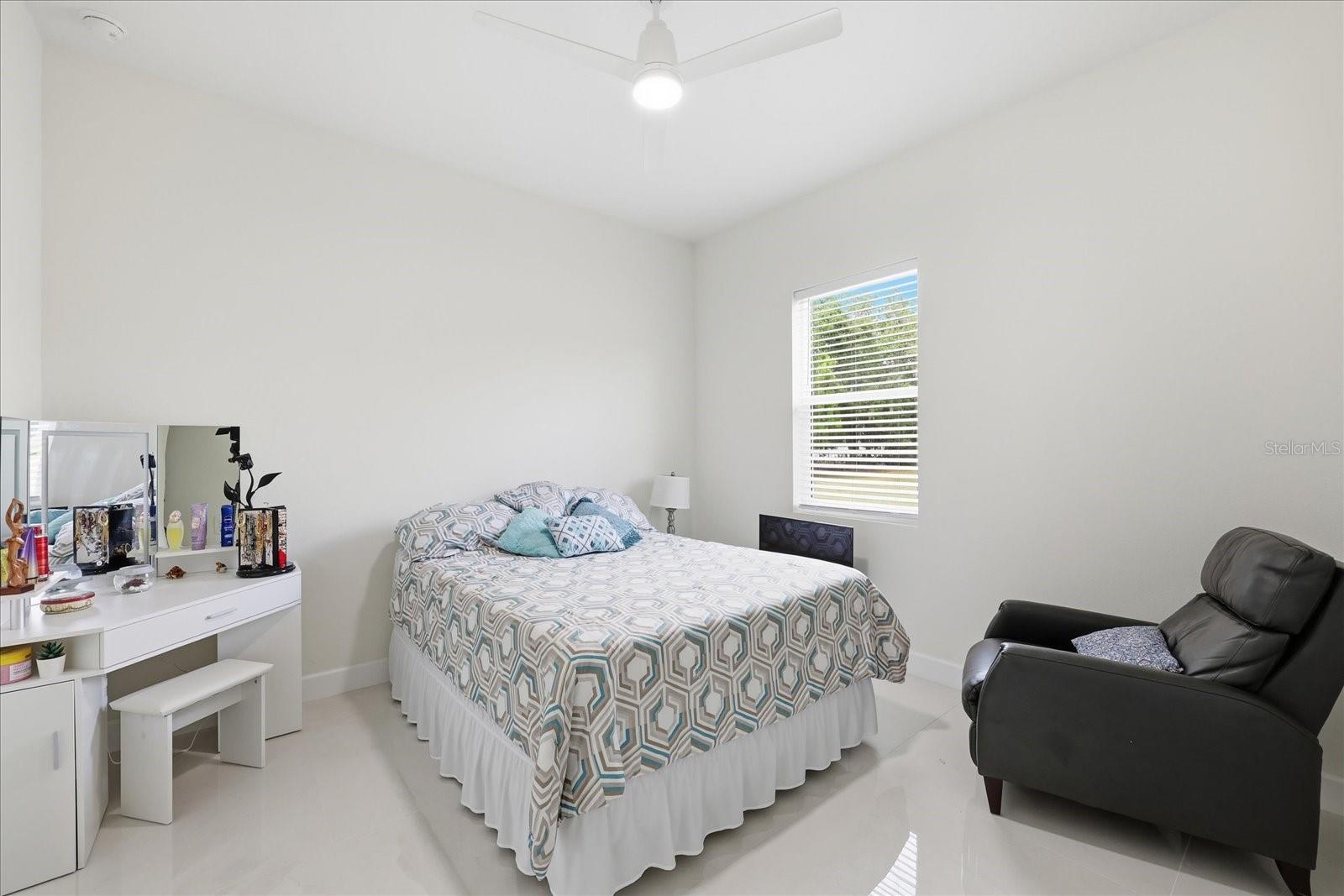 Image 13 of 24 For 4210 Thonotosassa Road