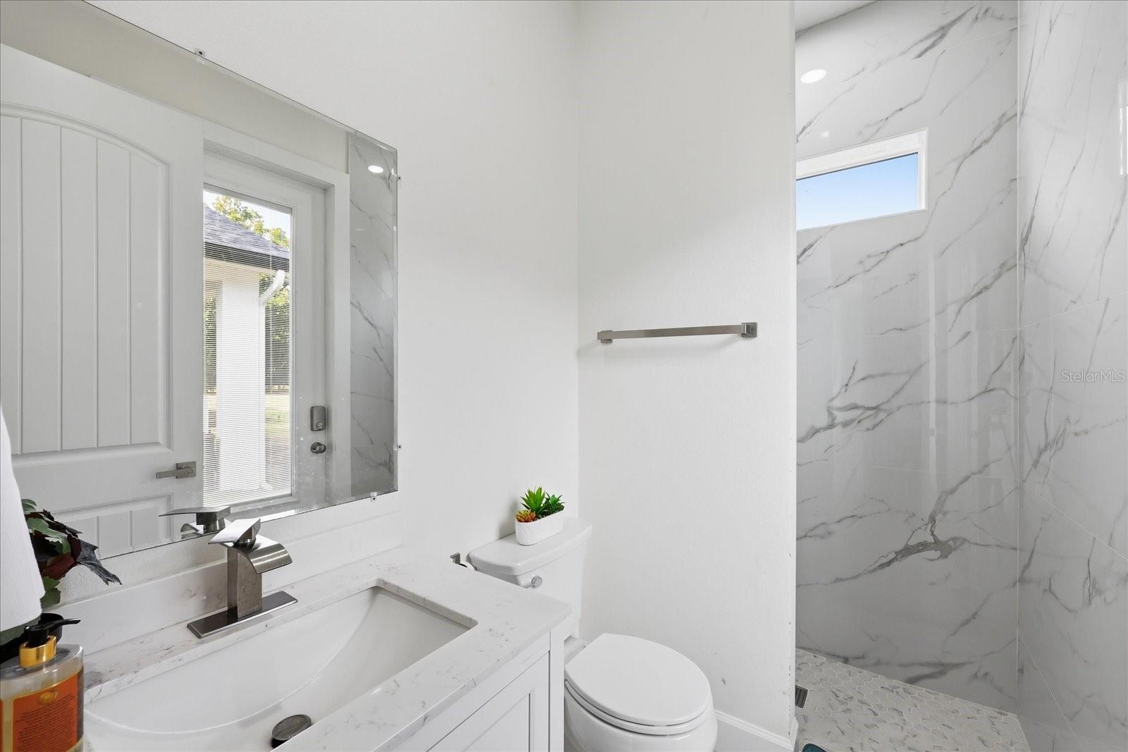 Image 14 of 24 For 4210 Thonotosassa Road