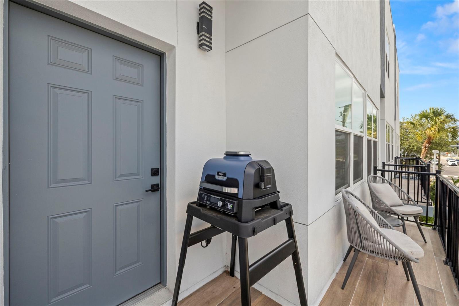 Image 12 of 33 For 4120 North A Street 2