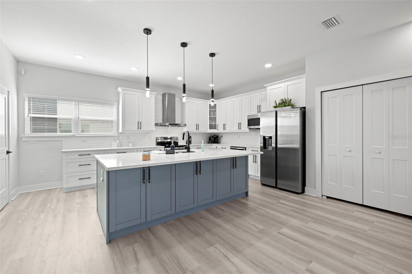 Image 2 of 33 For 4120 North A Street 2