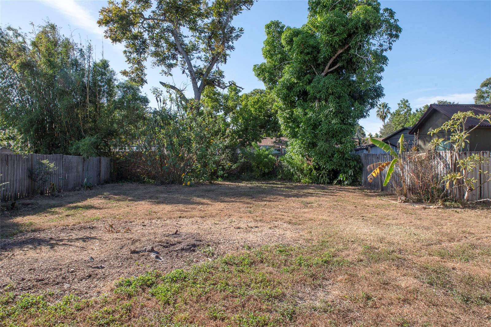 Image 24 of 31 For 4750 68th Street N