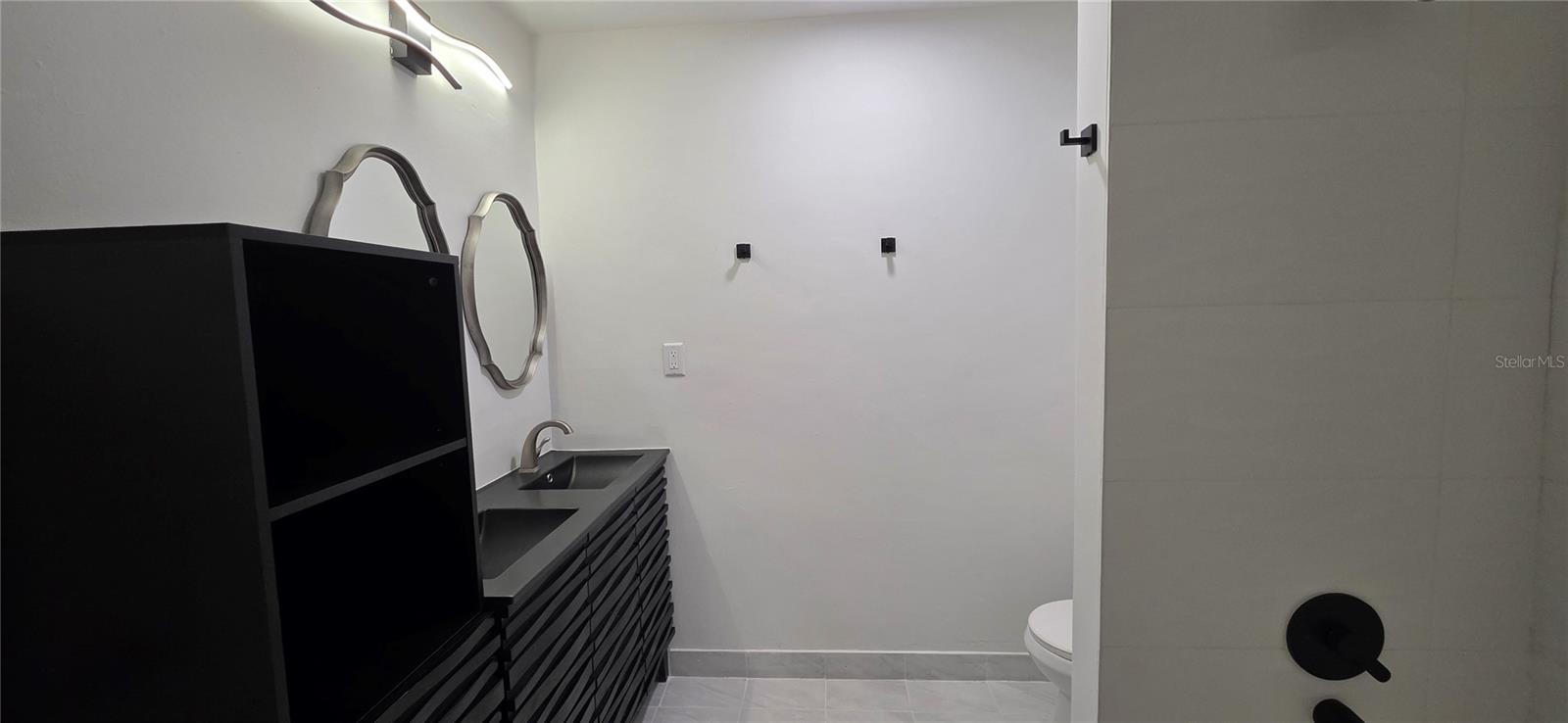 Image 18 of 21 For 3775 40th Lane S L