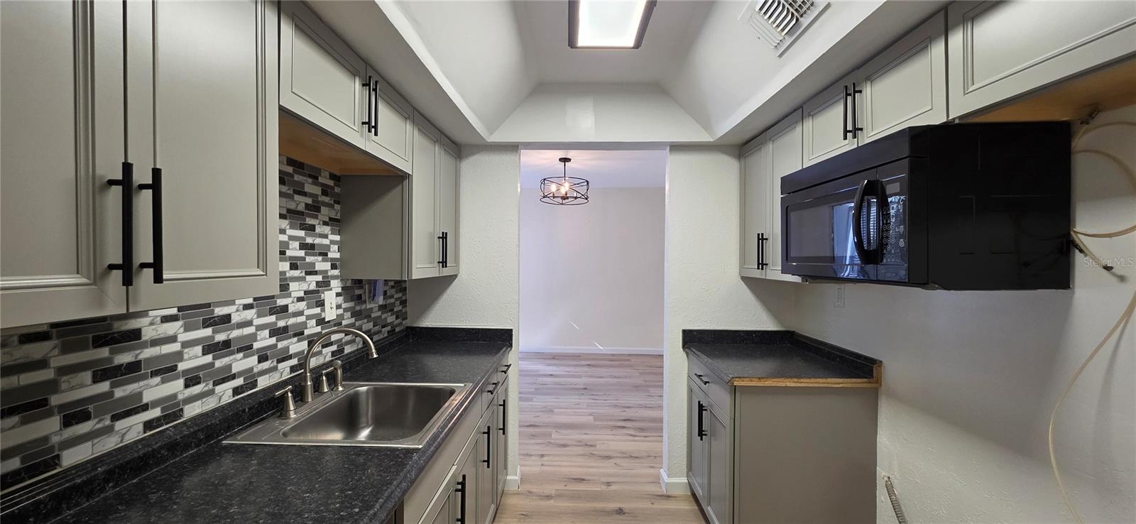 Image 8 of 21 For 3775 40th Lane S L