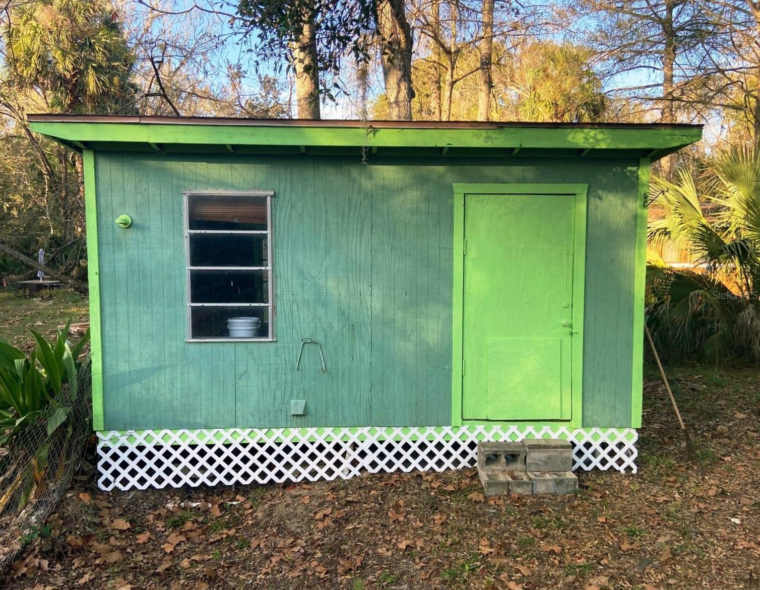 Image 30 of 31 For 358 Tuck  