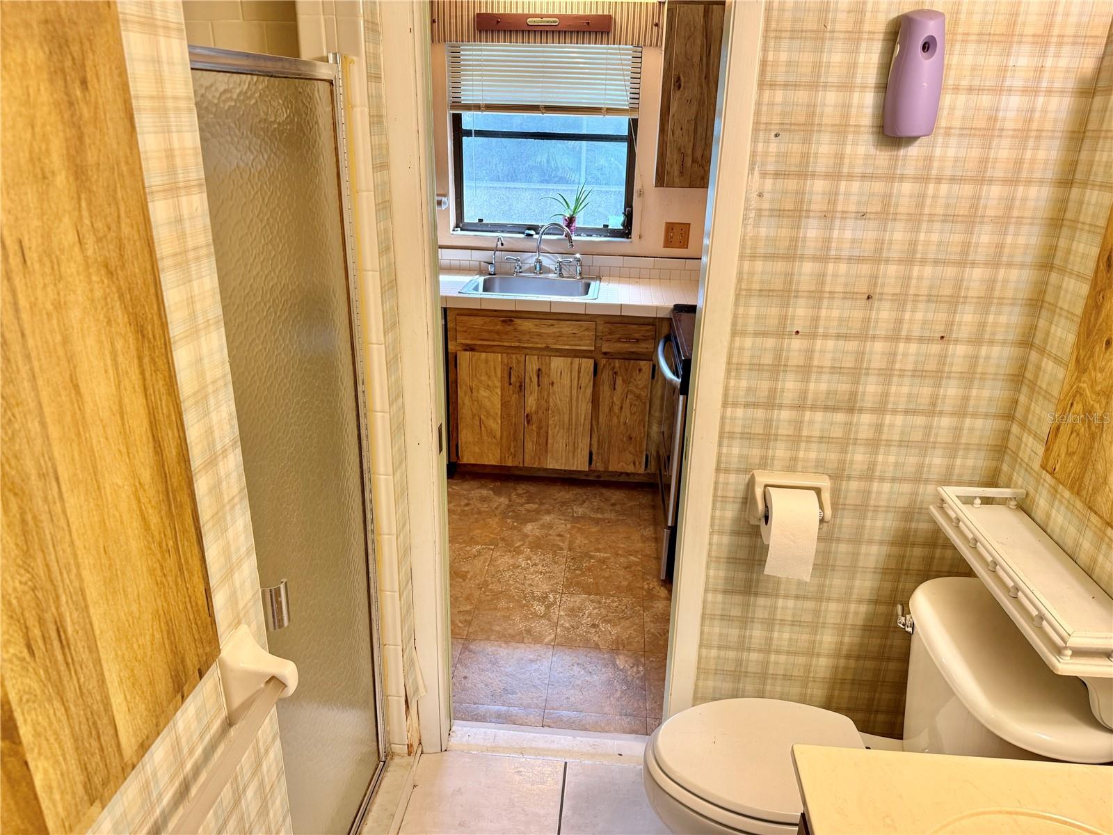 Image 10 of 63 For 161 Dragon Road