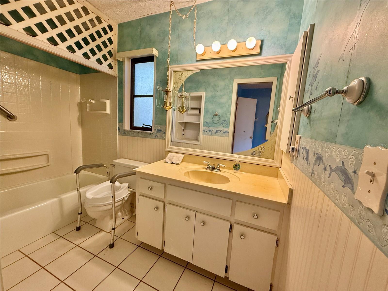 Image 8 of 63 For 161 Dragon Road