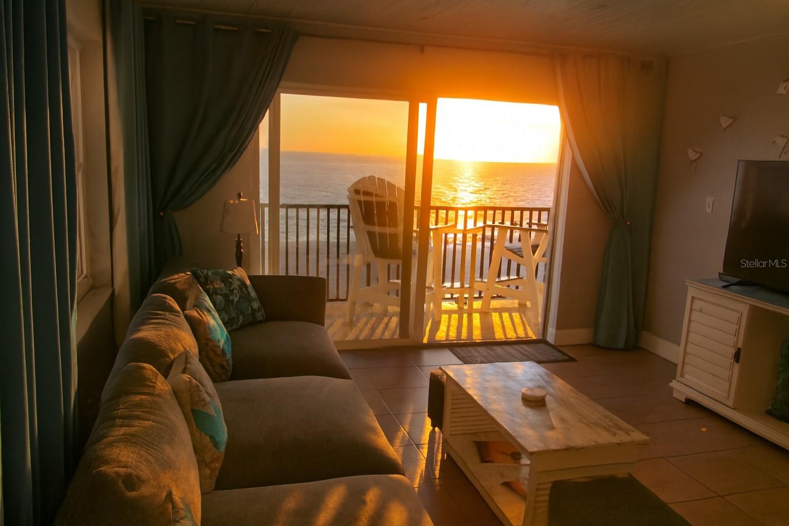 Image 32 of 53 For 14300 Gulf Boulevard 201