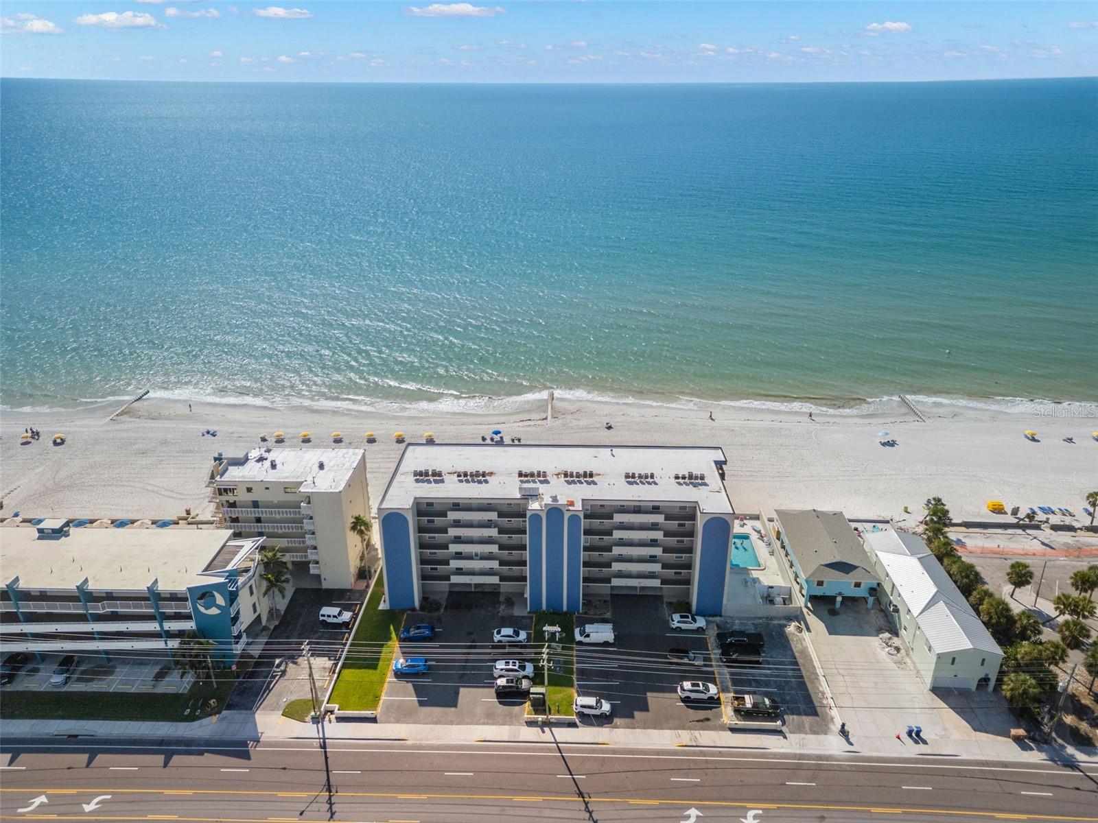 Image 41 of 53 For 14300 Gulf Boulevard 201