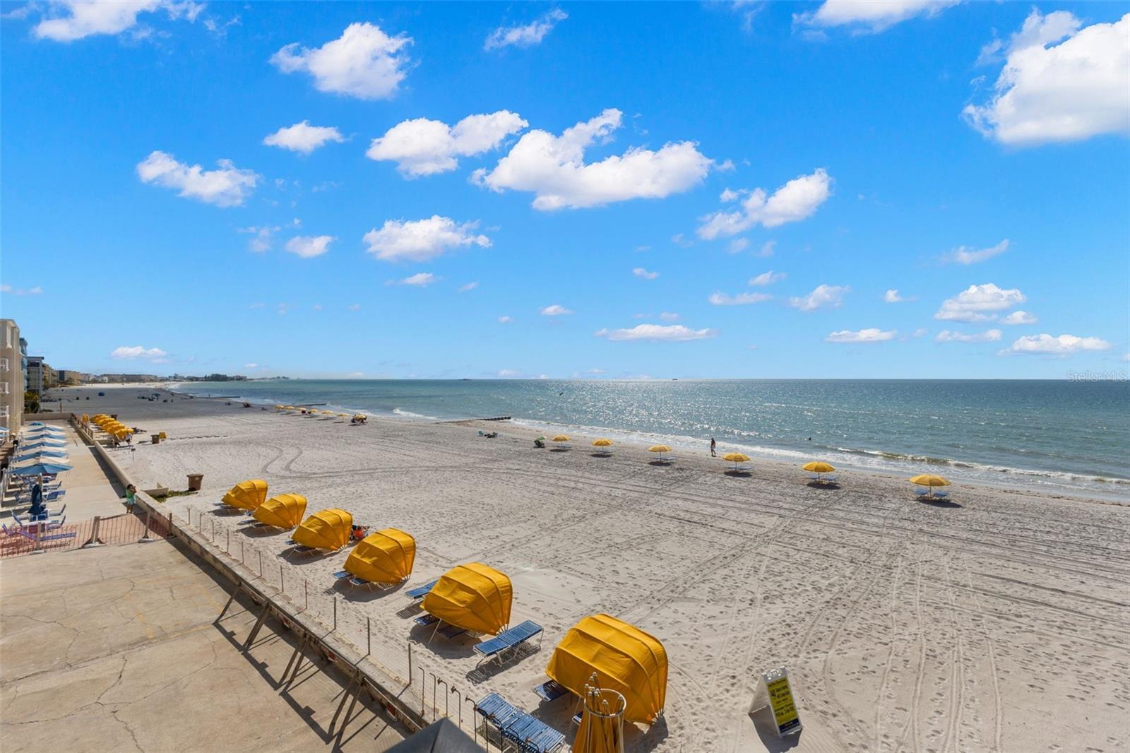 Image 42 of 53 For 14300 Gulf Boulevard 201